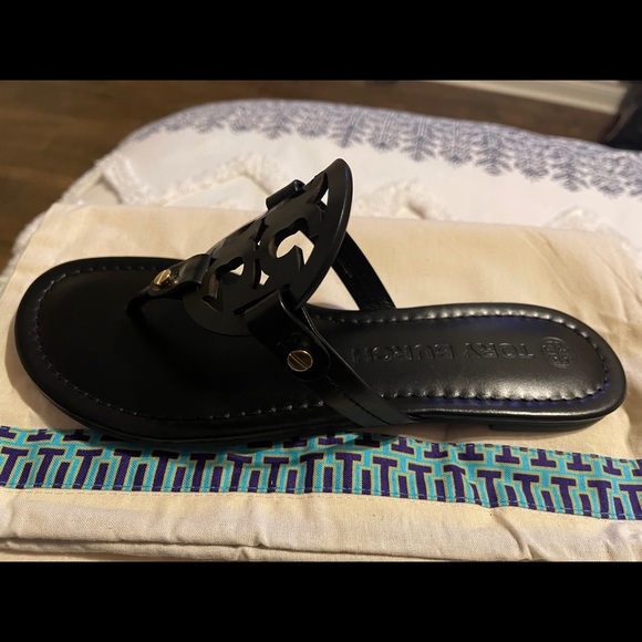 Brand new black Tory Burch sandals size 9 - Picture 8 of 10